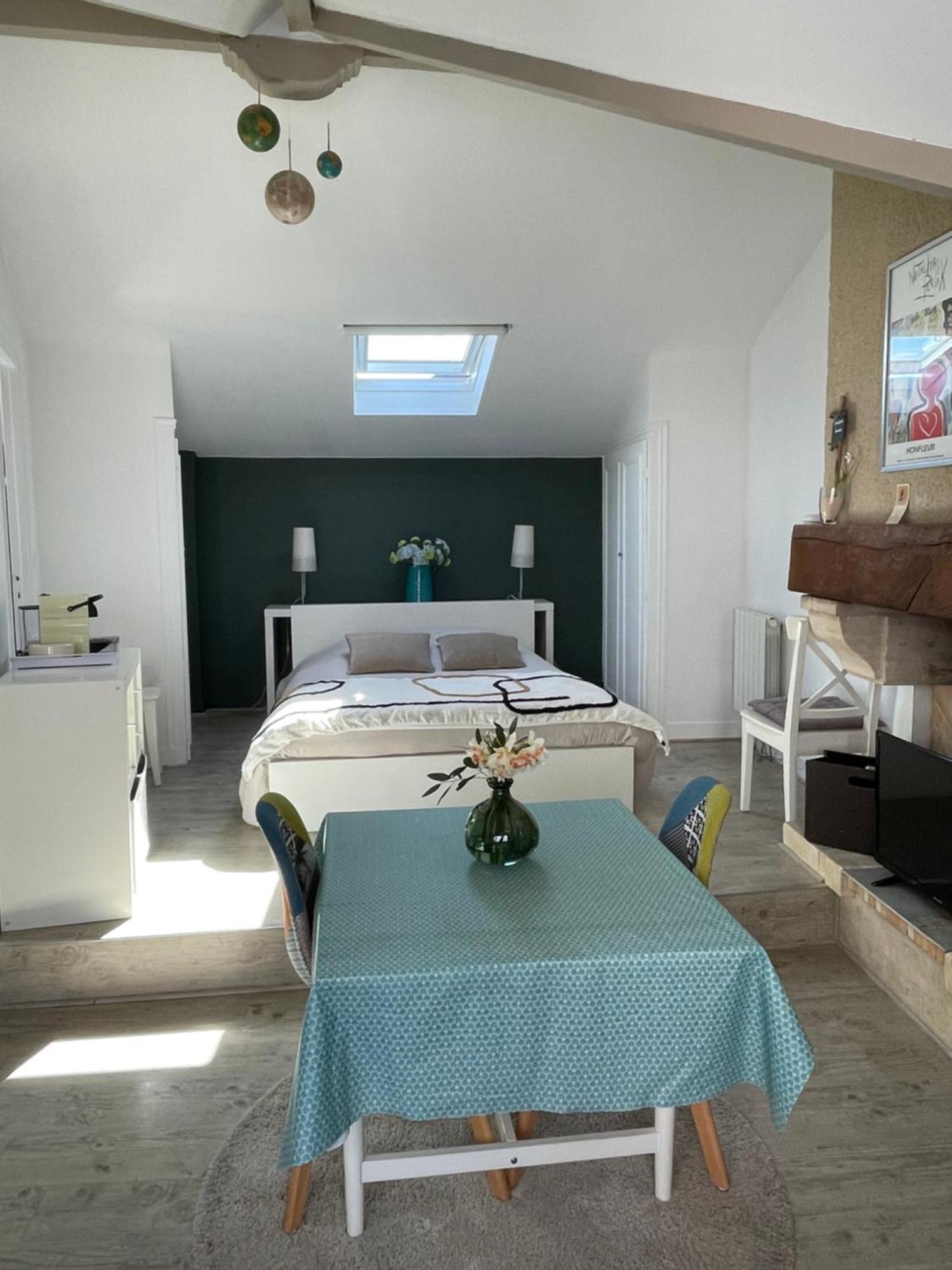 1Er Secret De Honfleur Apartment Luaran gambar